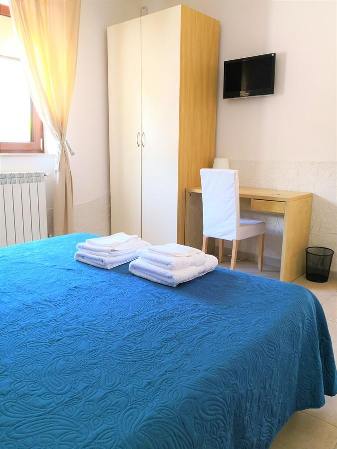 Dimora Mariu Bed & Breakfast Taranto Exterior photo